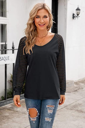 Bubbly Comfort V-Neck Long Raglan Sleeve Top - MXSTUDIO.COM