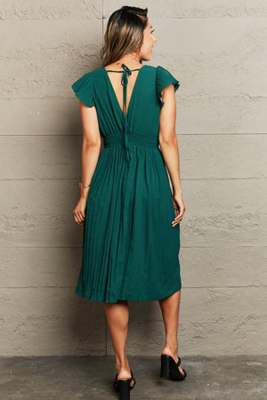 Calm Vibe A-Line Flutter Sleeve Green Midi Dress - MXSTUDIO.COM