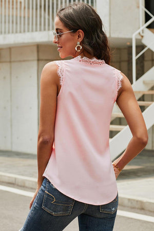 Carefree V-Neck Eyelash Lace Trim Tank Top - MXSTUDIO.COM