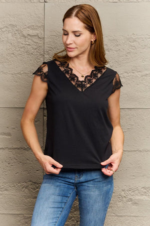 Chic Appeal Cap Sleeve Black Lace Blouse - MXSTUDIO.COM