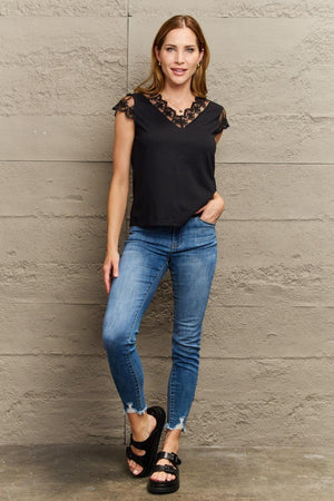 Chic Appeal Cap Sleeve Black Lace Blouse - MXSTUDIO.COM