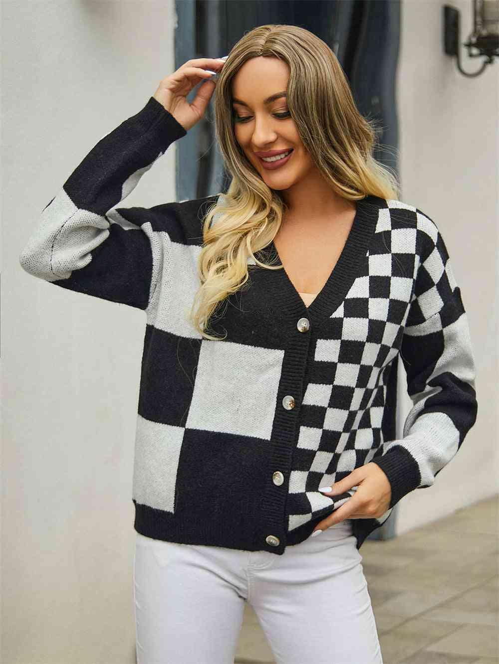 Cold Season Zest V-Neck Checkered Cardigan - MXSTUDIO.COM
