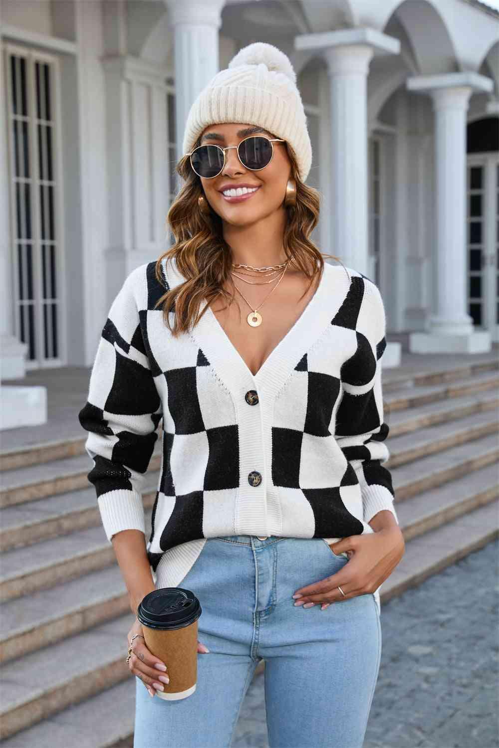 Cold Weather Confidence Button Up Checkered Cardigan - MXSTUDIO.COM