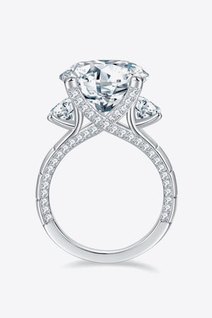 Deluxe Platinum-Plated 8 Carat Moissanite Ring - MXSTUDIO.COM