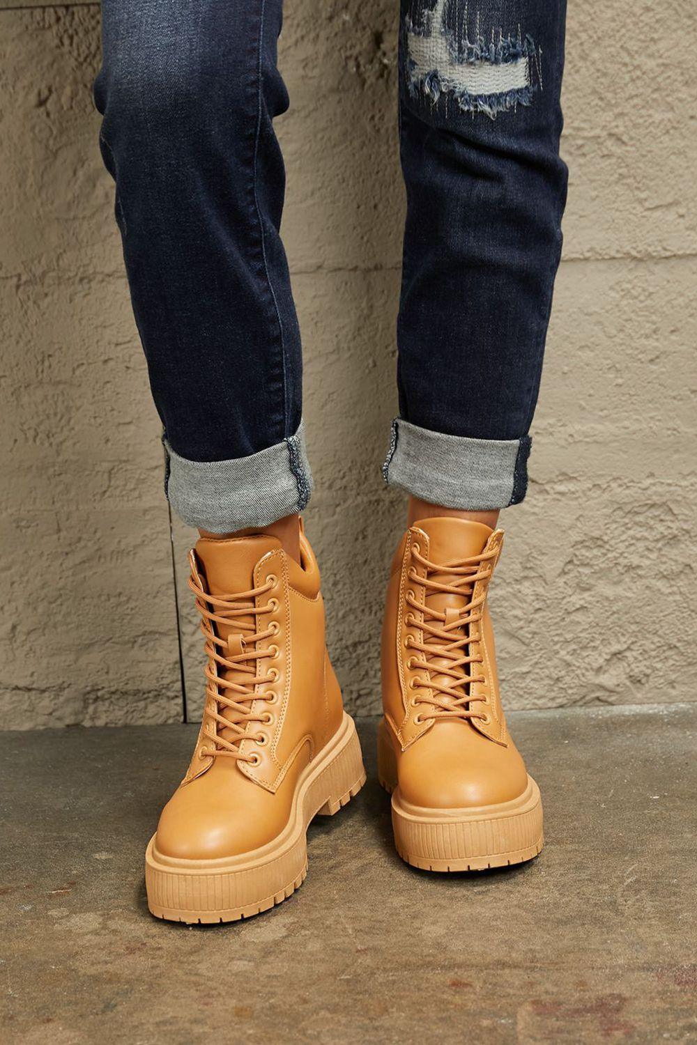 East Lion Lace Up Caramel Platform Combat Boots - MXSTUDIO.COM