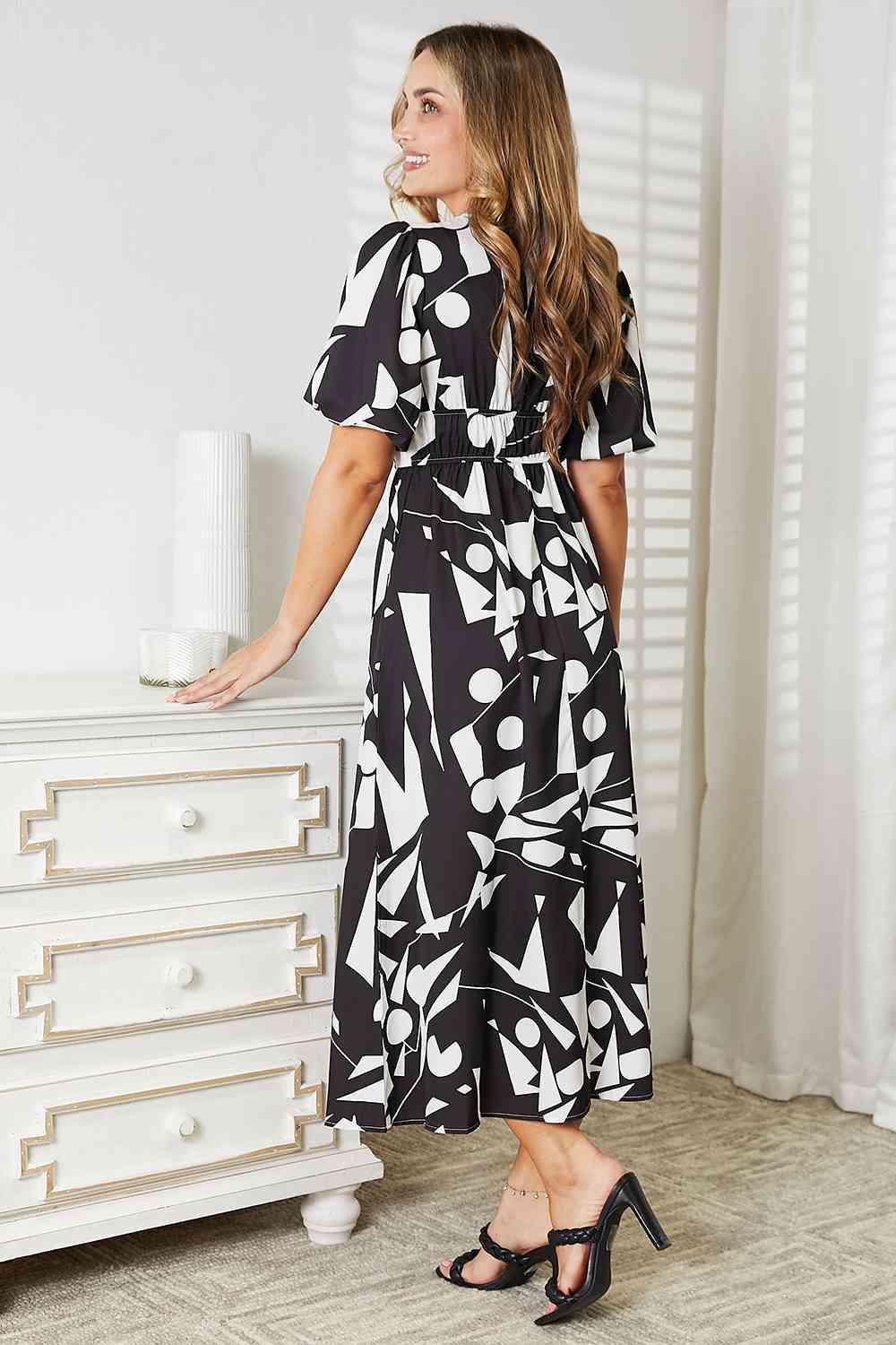 Ever-Smiling Printed Surplice Midi Dress - MXSTUDIO.COM