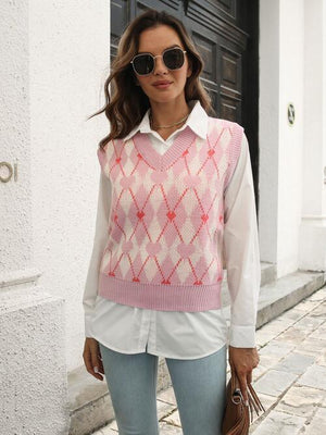 Feminine Warmth Pink Argyle Sweater Vest-MXSTUDIO.COM