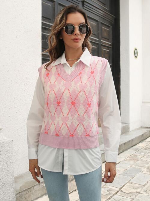 Feminine Warmth Pink Argyle Sweater Vest-MXSTUDIO.COM