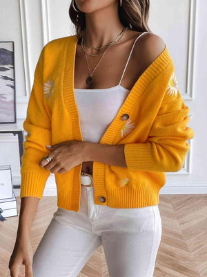 Femininely Cozy Button Up Floral Knit Cardigan-MXSTUDIO.COM