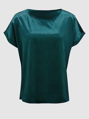 a women's green top with short sleeves