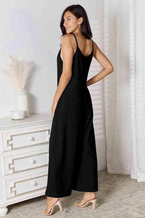 Graceful Hug Spaghetti Strap Plus Size V Neck Jumpsuit - MXSTUDIO.COM