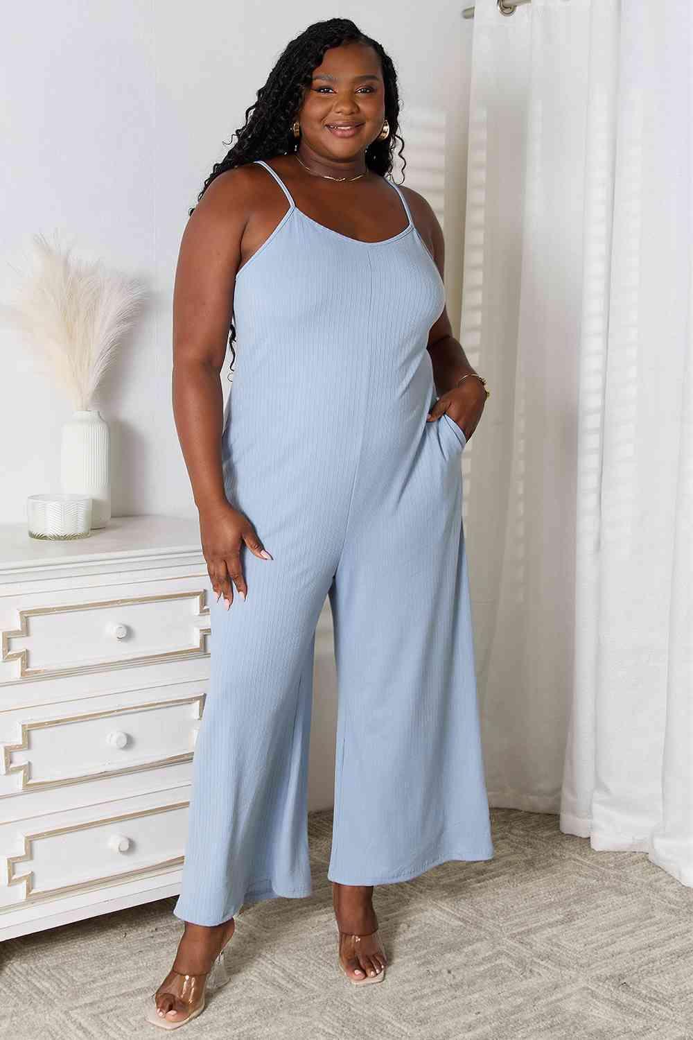 Graceful Hug Spaghetti Strap Plus Size V Neck Jumpsuit - MXSTUDIO.COM