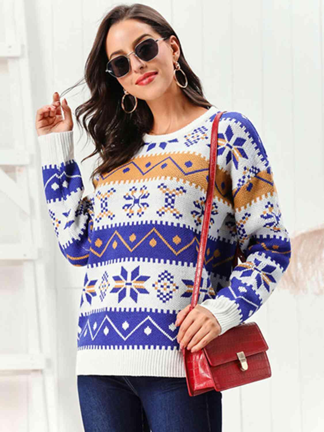 Graceful Round Neck Snowflake Christmas Sweater-MXSTUDIO.COM