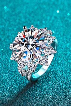 Gracious Sterling Silver 10 Carat Moissanite Ring - MXSTUDIO.COM