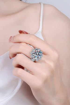 Gracious Sterling Silver 10 Carat Moissanite Ring - MXSTUDIO.COM