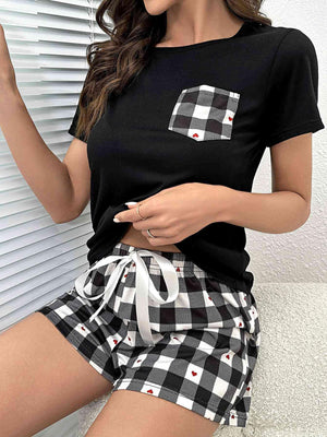Heart Graphic Top And Shorts Plaid Pajamas Set - MXSTUDIO.COM
