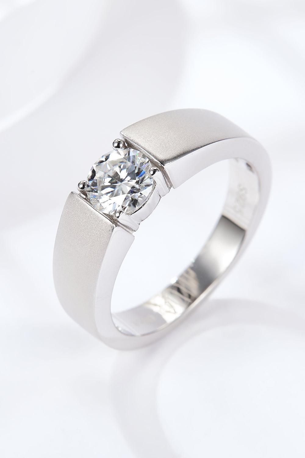 Iconic Platinum-Plated 1 Carat Moissanite Ring - MXSTUDIO.COM