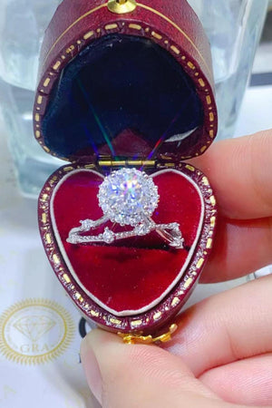 Influential Platinum-Plated 1 Carat Moissanite Ring - MXSTUDIO.COM