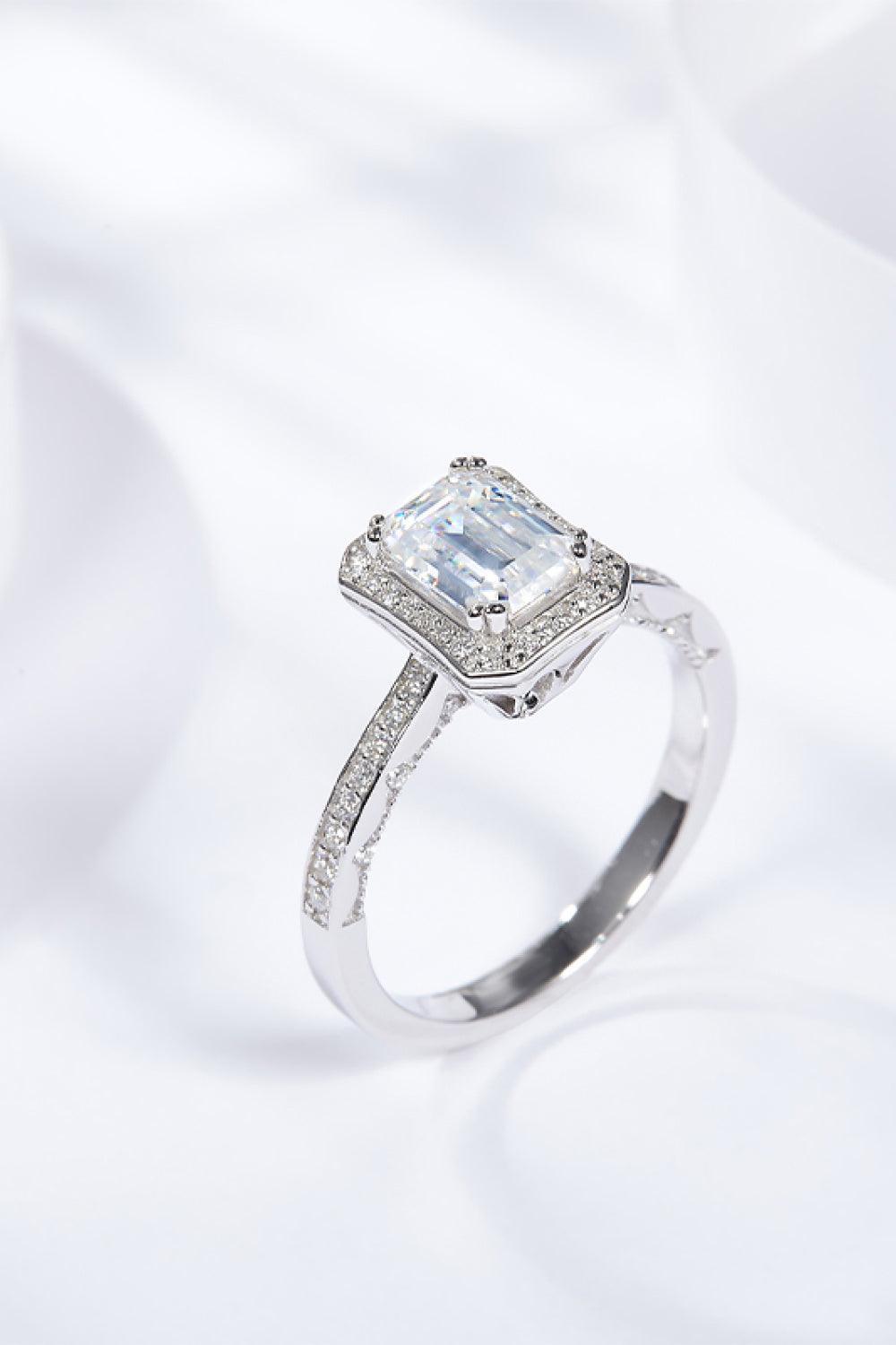 Ingenious Sterling Silver 1 Carat Moissanite Halo Ring - MXSTUDIO.COM
