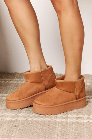 Legend Women's Camel Ugg Platform Mini Boots - MXSTUDIO.COM