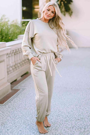 Light Gray Top and Pants Two Piece Lounge Set - MXSTUDIO.COM