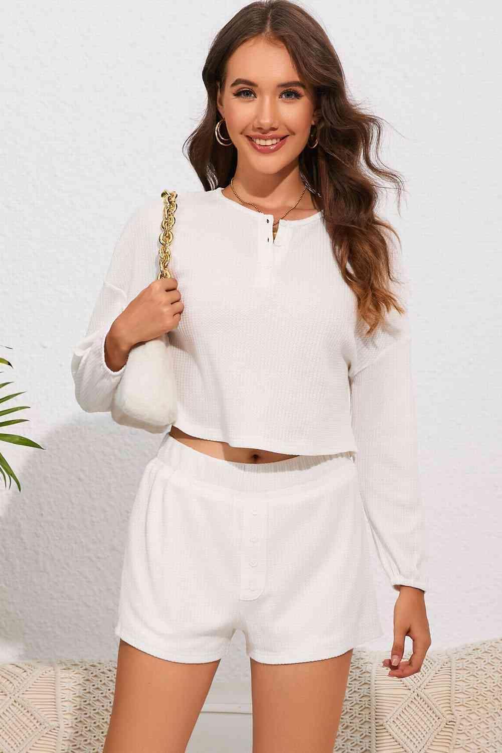 Long Sleeve Cropped Top And Shorts White Lounge Set - MXSTUDIO.COM