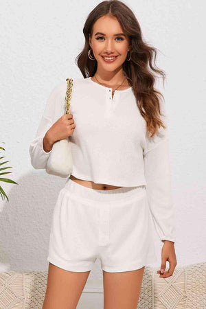 Long Sleeve Cropped Top And Shorts White Lounge Set - MXSTUDIO.COM
