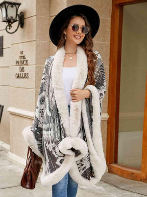 Luxurious Feel Open Front Faux Fur Trim Poncho - MXSTUDIO.COM