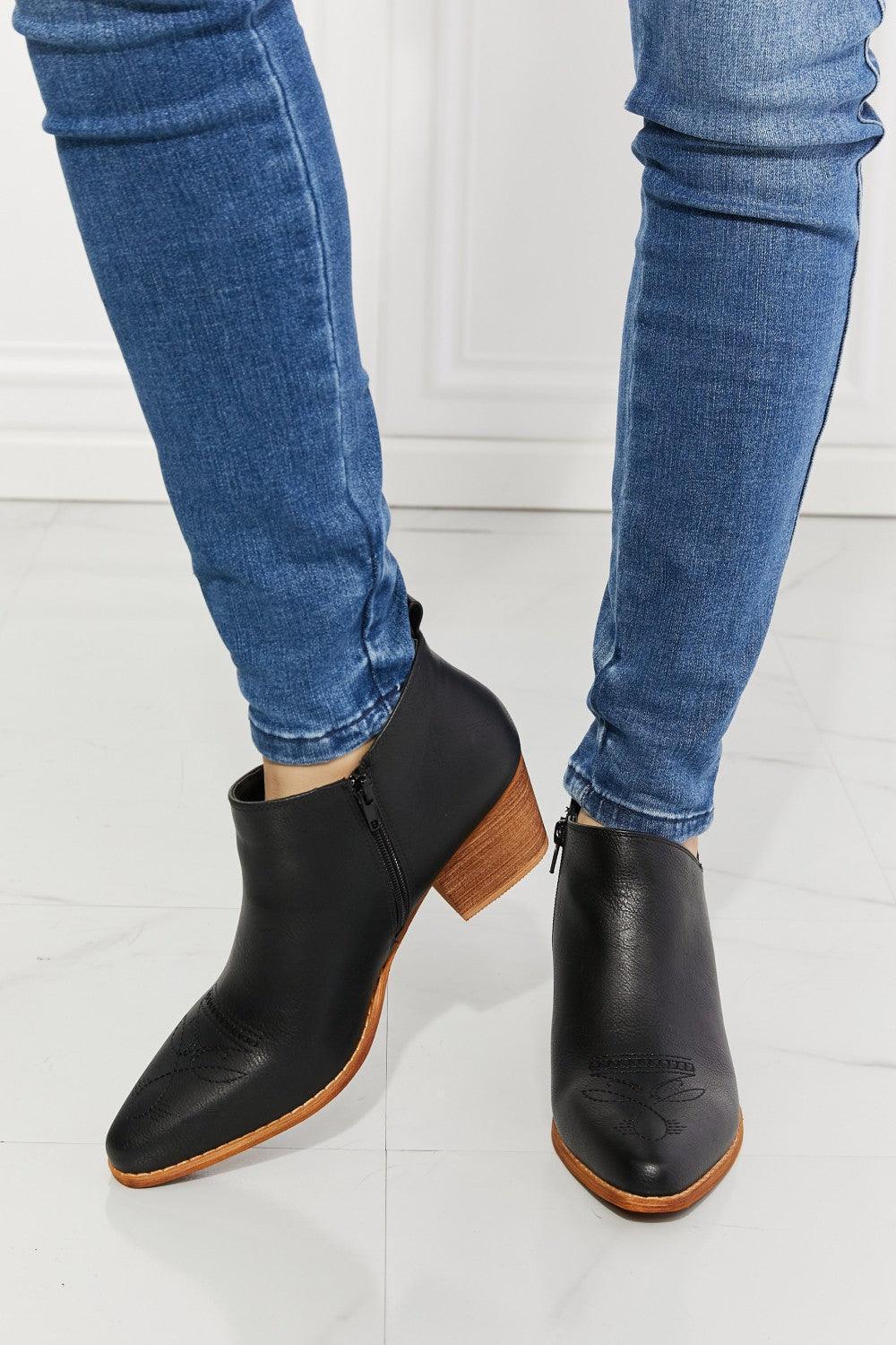 MMShoes PU Leather Embroidered Black Cowboy Booties - MXSTUDIO.COM