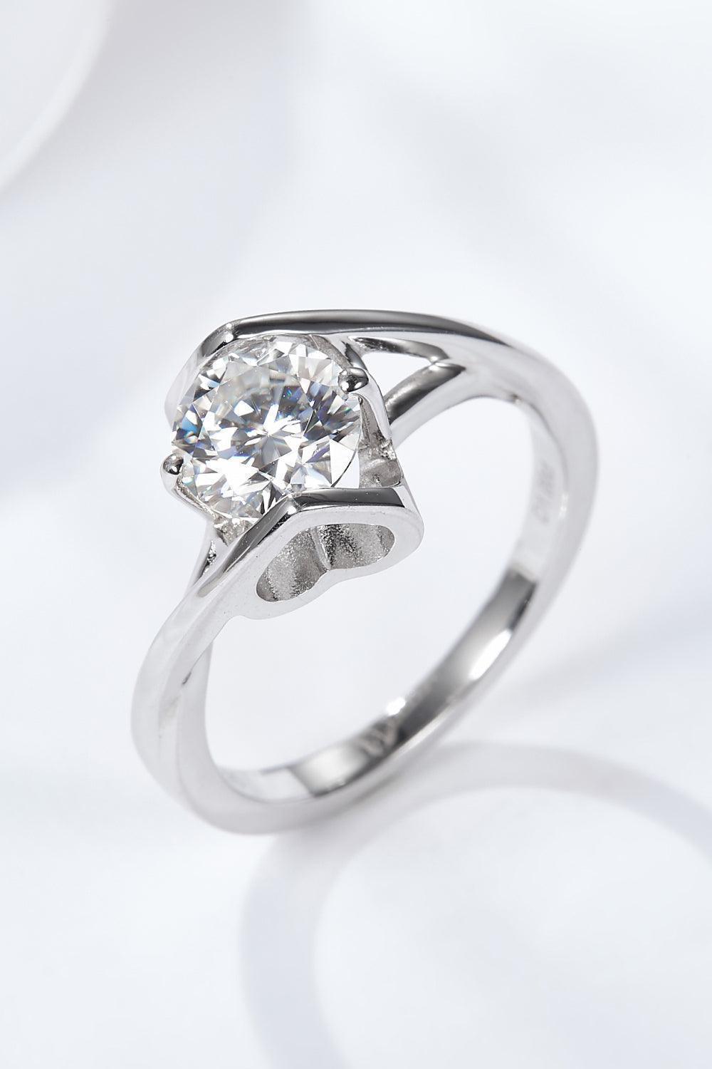 Meet Elegance Platinum-Plated 1 Carat Moissanite Ring - MXSTUDIO.COM