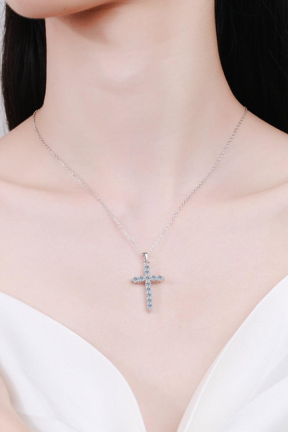 Moissanite Cross Pendant Sterling Silver Necklace - MXSTUDIO.COM