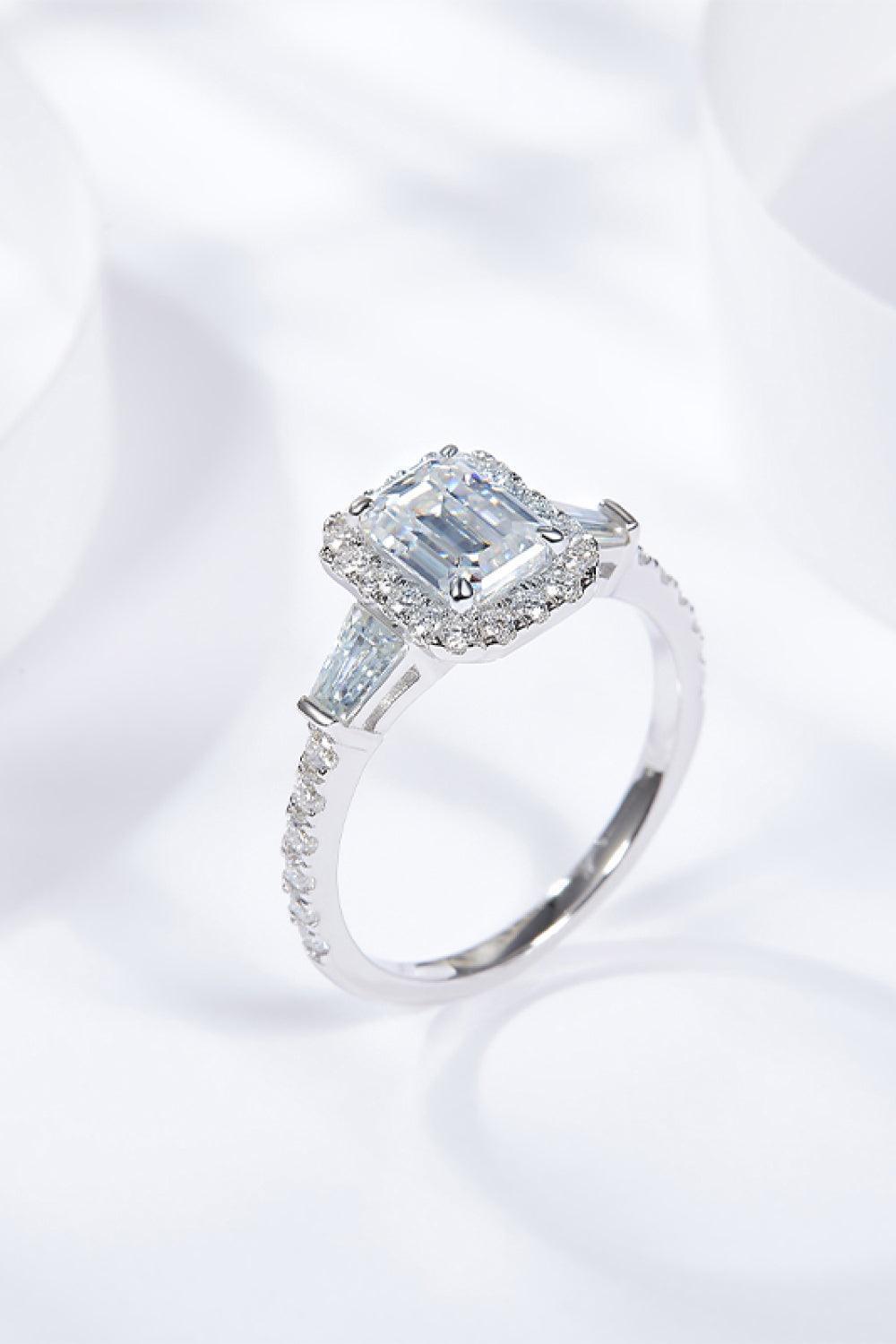 Ritzy Geometric Platinum-Plated 1 Carat Moissanite Ring - MXSTUDIO.COM