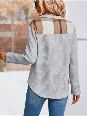 Secure Quarter-Snap Long Sleeve Mock Neck Top - MXSTUDIO.COM