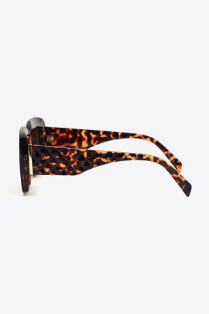 Shield My Eyes Square Polycarbonate Sunglasses - MXSTUDIO.COM