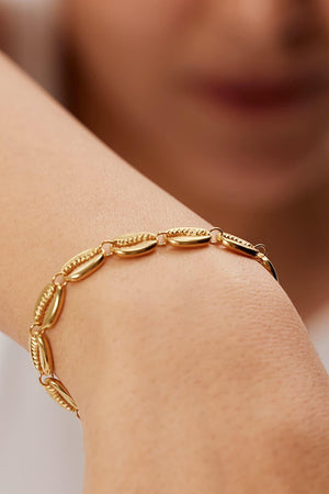Stainless Steel Shell 18K Gold-Plated Bracelet - MXSTUDIO.COM