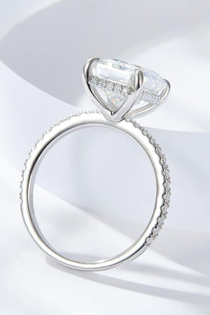 Superb 4 Carat Emerald Cut Moissanite Ring - MXSTUDIO.COM