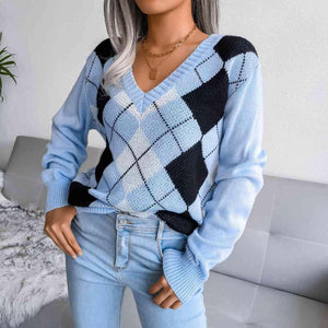 Timeless Choice V-Neck Argyle Sweater-MXSTUDIO.COM