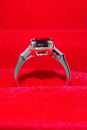Timeless Elegance 2 Carat Black Moissanite Ring - MXSTUDIO.COM