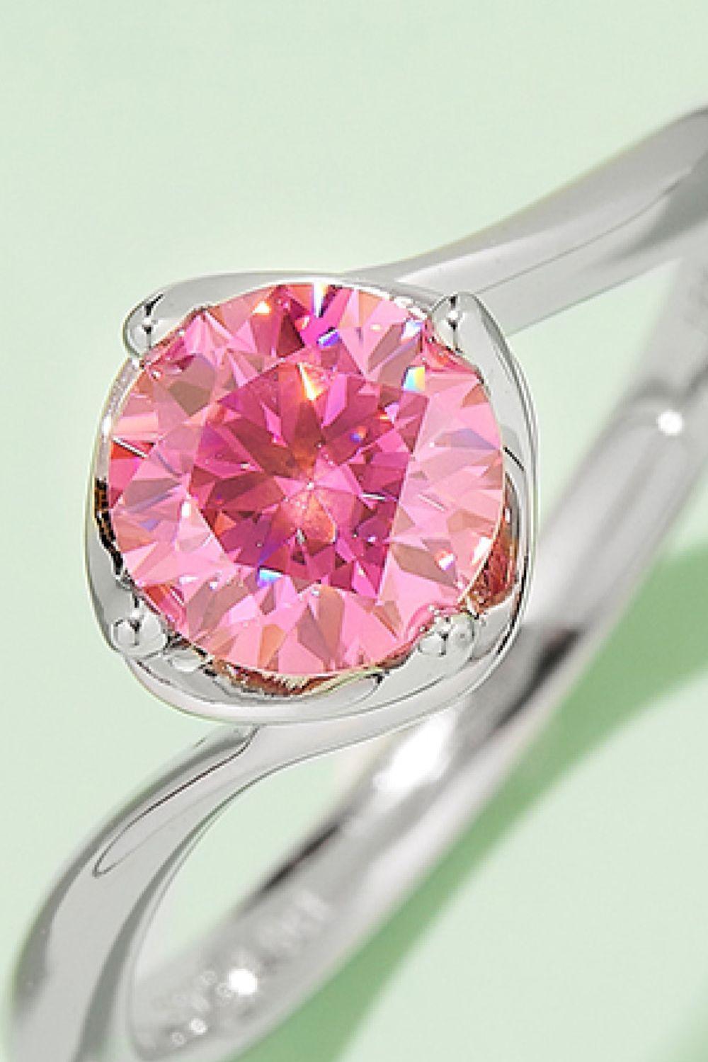 Vibrant Round Solitaire 1 Carat Moissanite Ring - MXSTUDIO.COM