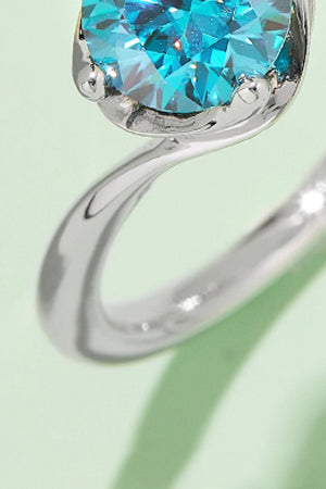 Vibrant Round Solitaire 1 Carat Moissanite Ring - MXSTUDIO.COM