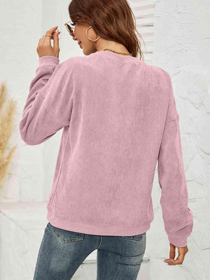 Warm Embraced Merry Christmas Sweatshirt-MXSTUDIO.COM