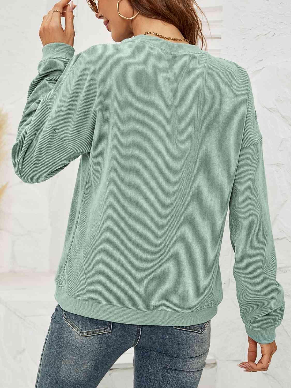 Warm Embraced Merry Christmas Sweatshirt-MXSTUDIO.COM