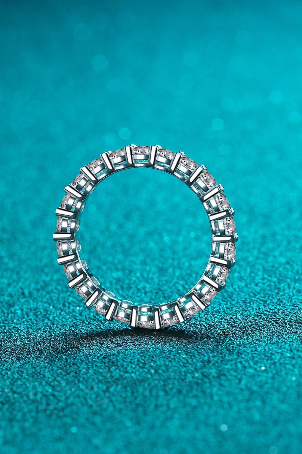 Wonderful 2.2 Carat Sterling Silver Moissanite Ring - MXSTUDIO.COM