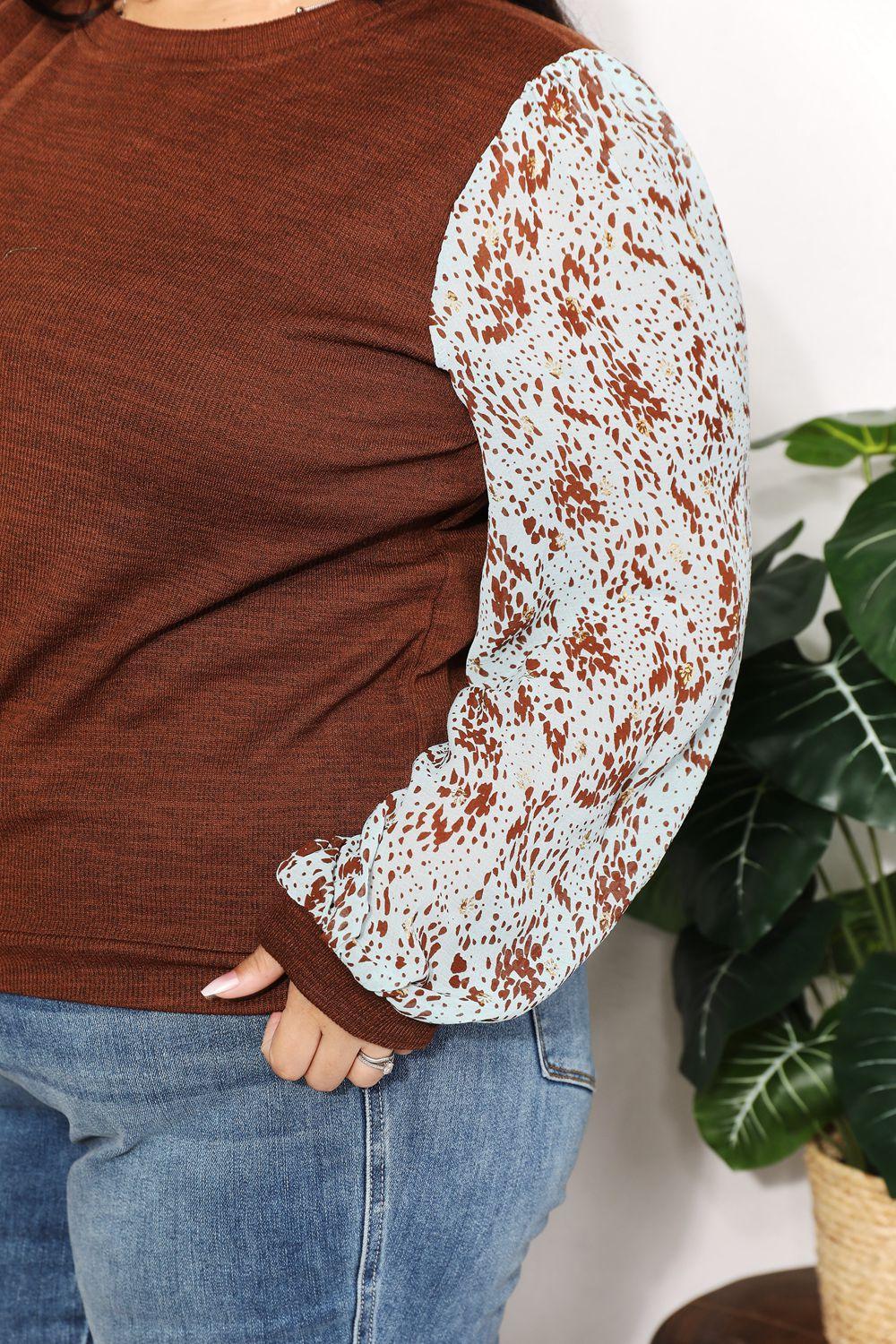 Creative Expression Foil Printed Sleeve Plus Size Brown Top - MXSTUDIO.COM