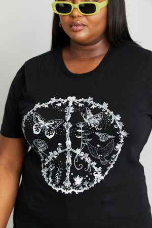 Plus Size Butterfly Beauty Graphic T-Shirt - MXSTUDIO.COM