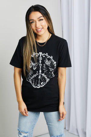 Plus Size Butterfly Beauty Graphic T-Shirt - MXSTUDIO.COM