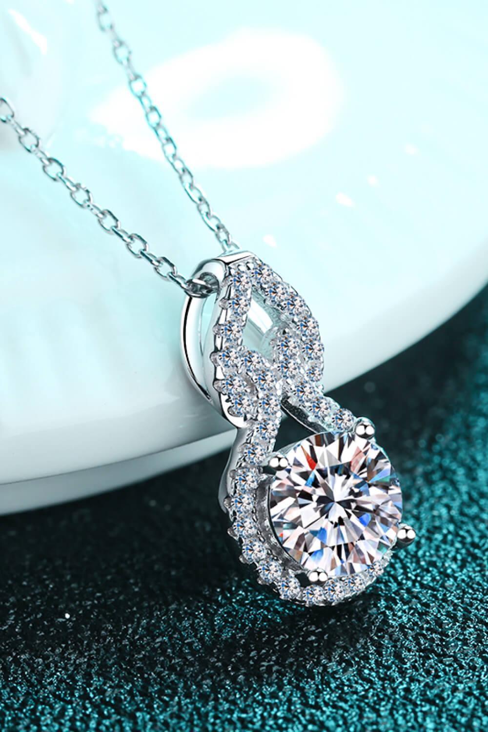 1 Carat Moissanite Drop Pendant Necklace - MXSTUDIO.COM