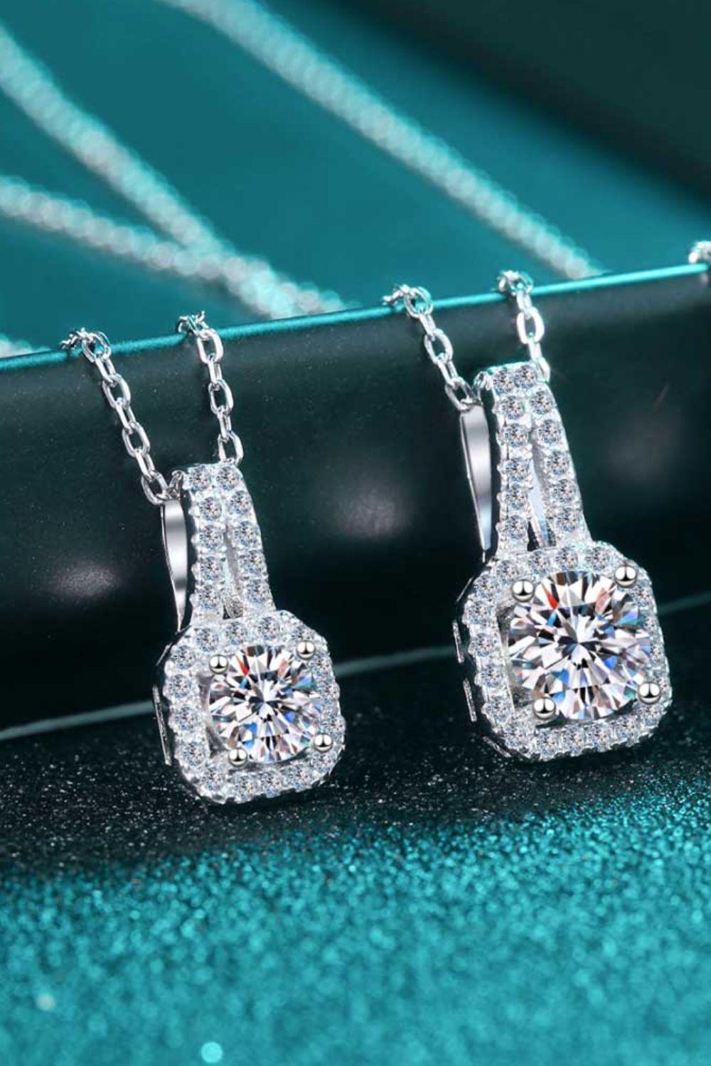 1 Carat Moissanite Encrusted Drop Pendant Necklace - MXSTUDIO.COM