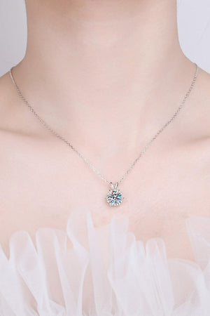 1 Carat Moissanite Hearts Detail Pendant Necklace - MXSTUDIO.COM