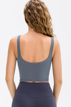 Activewear Essential Scoop Neck Active Crop Tank - MXSTUDIO.COM